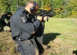 Police Tactical Rifle - Kneeling